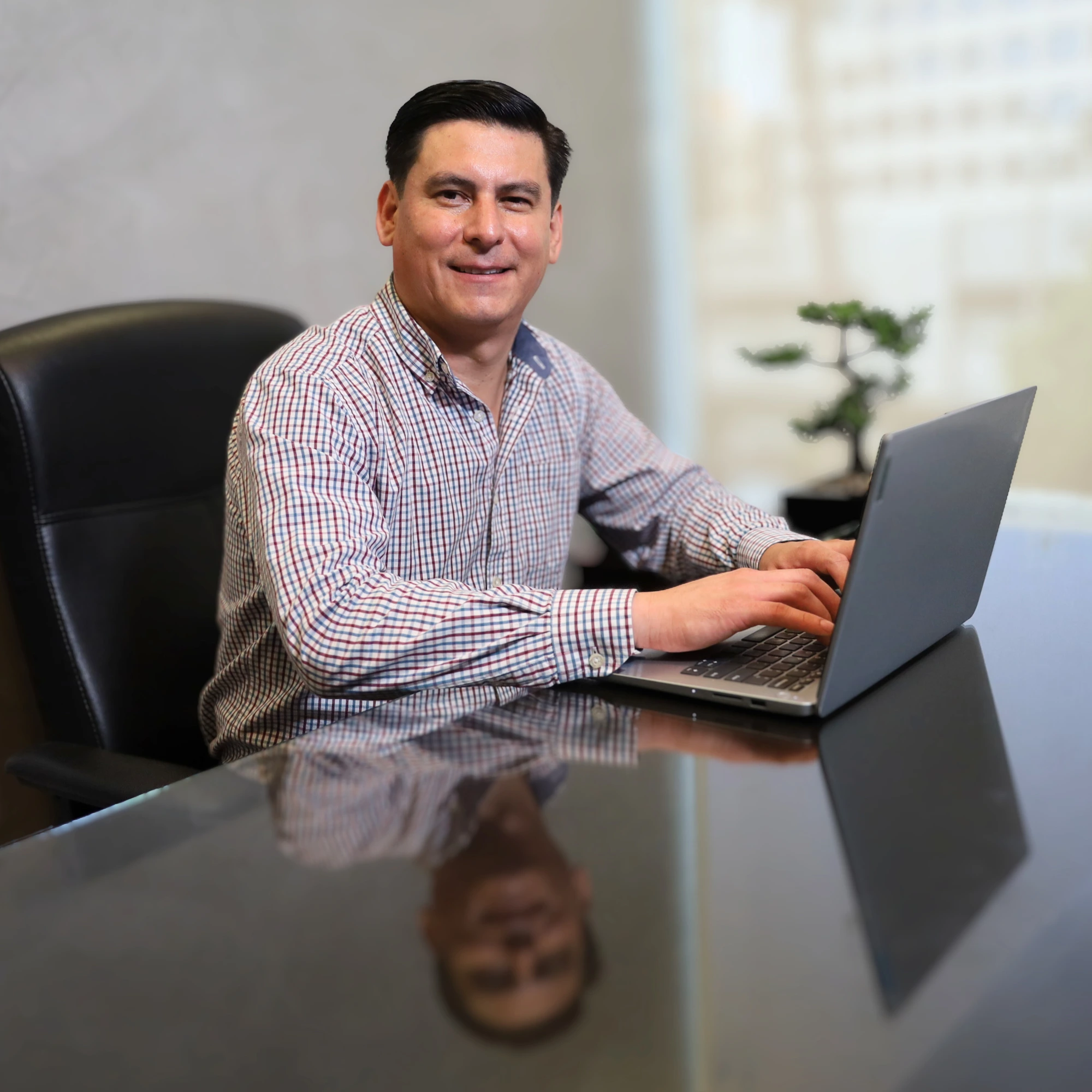 Doctor Sergio Piña HMR